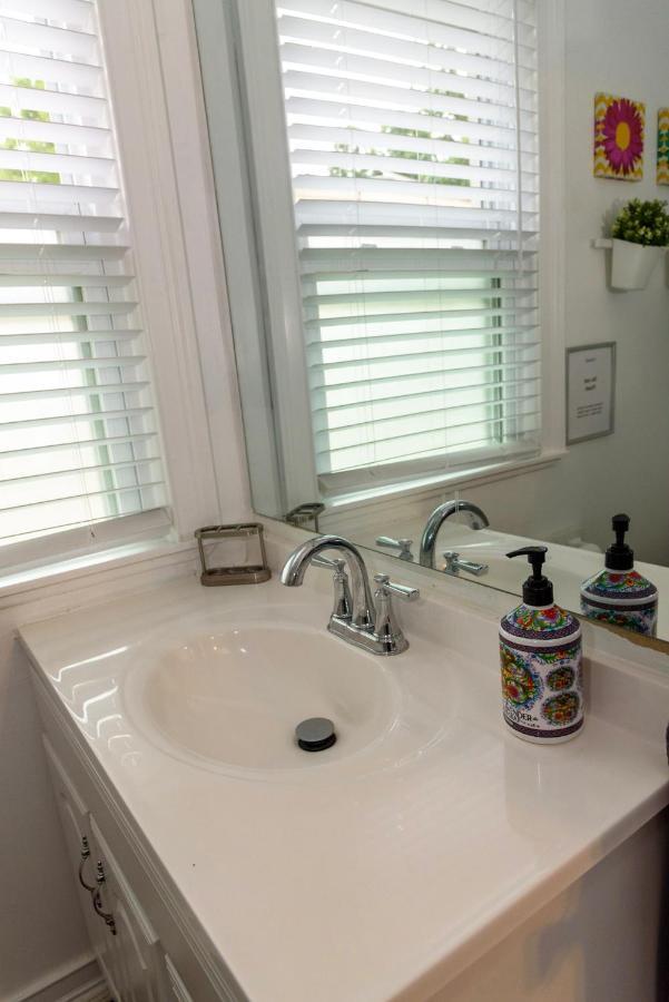 Cozy Private bedrooms Kitchen Wifi Englewood Exterior foto